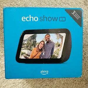 Amazon Alexa Echo Show 5 - 3rd Gen